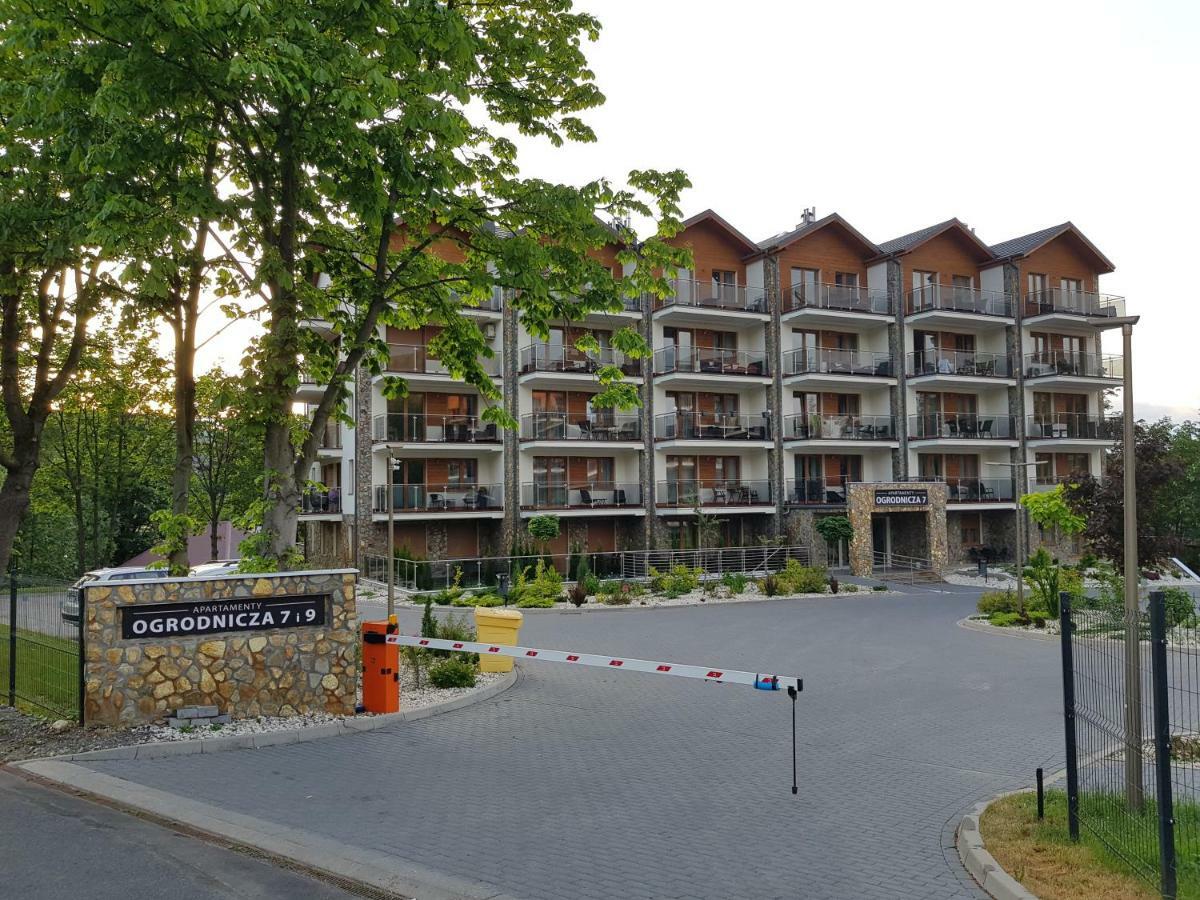 Apartament Z Widokiem คาร์ปัตซ์ ภายนอก รูปภาพ