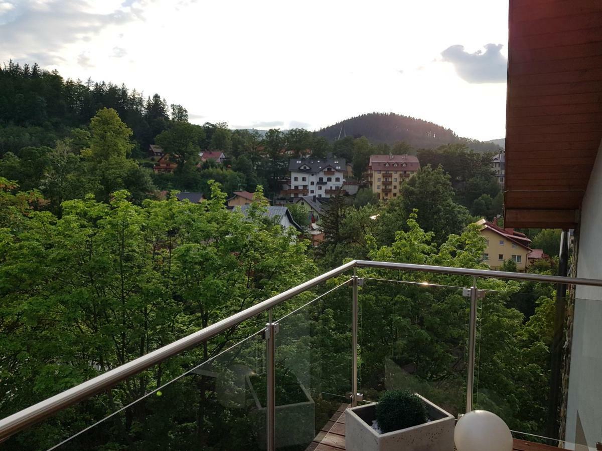 Apartament Z Widokiem คาร์ปัตซ์ ภายนอก รูปภาพ